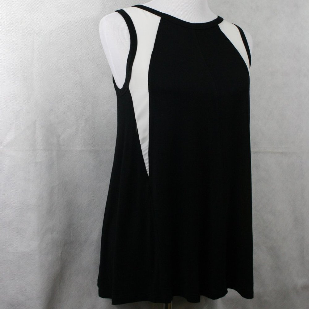 Vintage 90's Kim & Cami Black and White Rayon Stretch Blouse SZ M